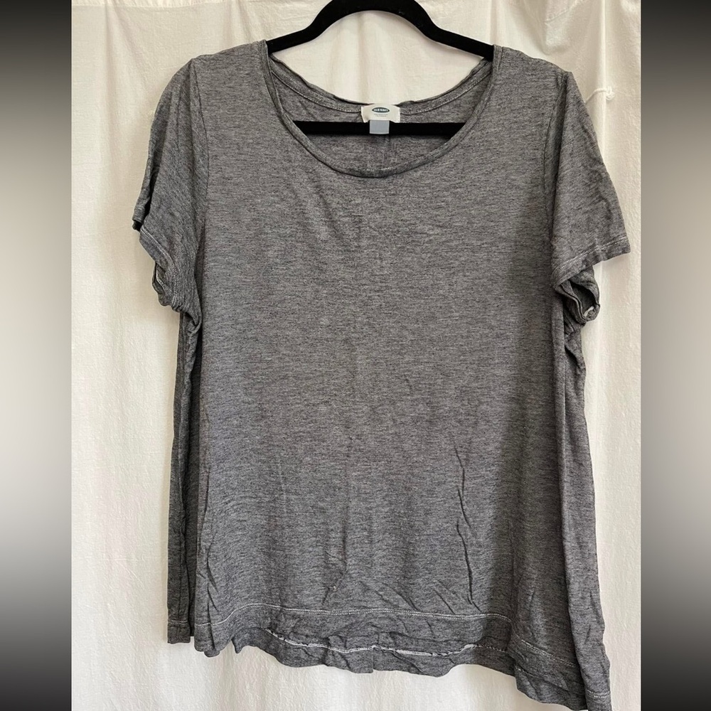 Old Navy Gray Short Sleeve Relaxed T-Shirt